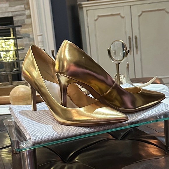 Naturalizer Women’s Anna Pointed Toe Dress Pump. Warm Gold Leather, in 9.5 WIDE - Picture 1 of 16
